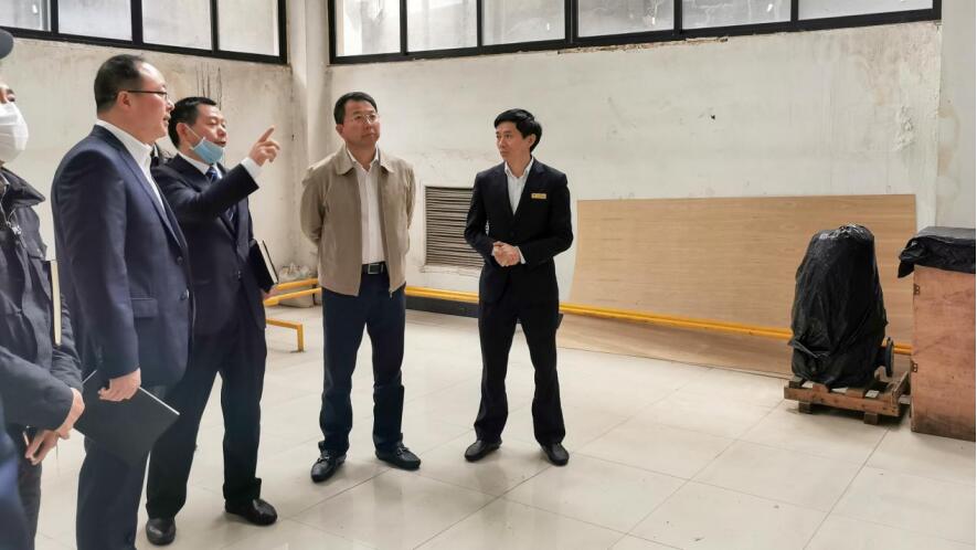 周晓阳总司理赴花园宾馆督导运营事情